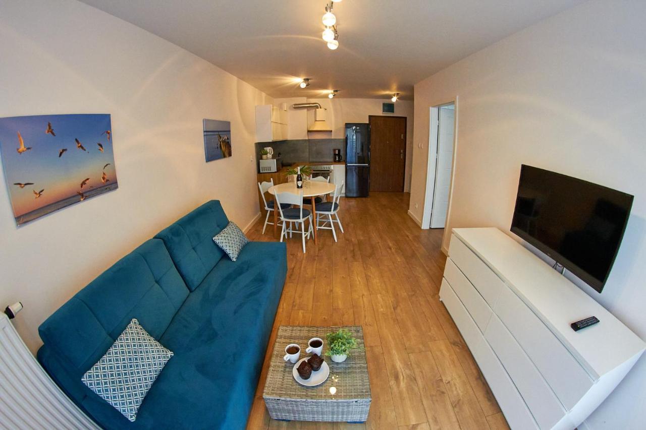 Apartamentyprzymorzu Baltycki Z Miejscem Postojowym I Ogrodkiem Kolobrzeg Luaran gambar