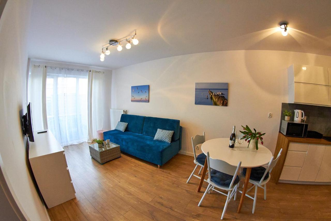 Apartamentyprzymorzu Baltycki Z Miejscem Postojowym I Ogrodkiem Kolobrzeg Luaran gambar