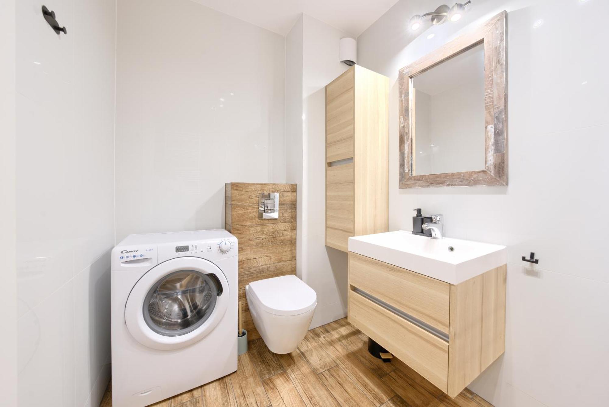 Apartamentyprzymorzu Baltycki Z Miejscem Postojowym I Ogrodkiem Kolobrzeg Luaran gambar